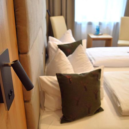 Hotel Zum Braeu Kinding Eksteriør billede