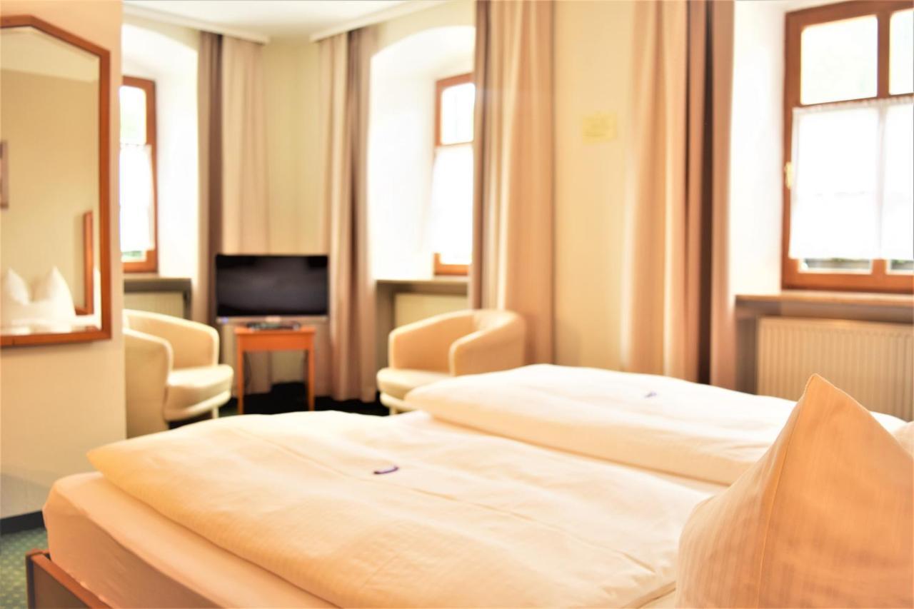 Hotel Zum Braeu Kinding Eksteriør billede