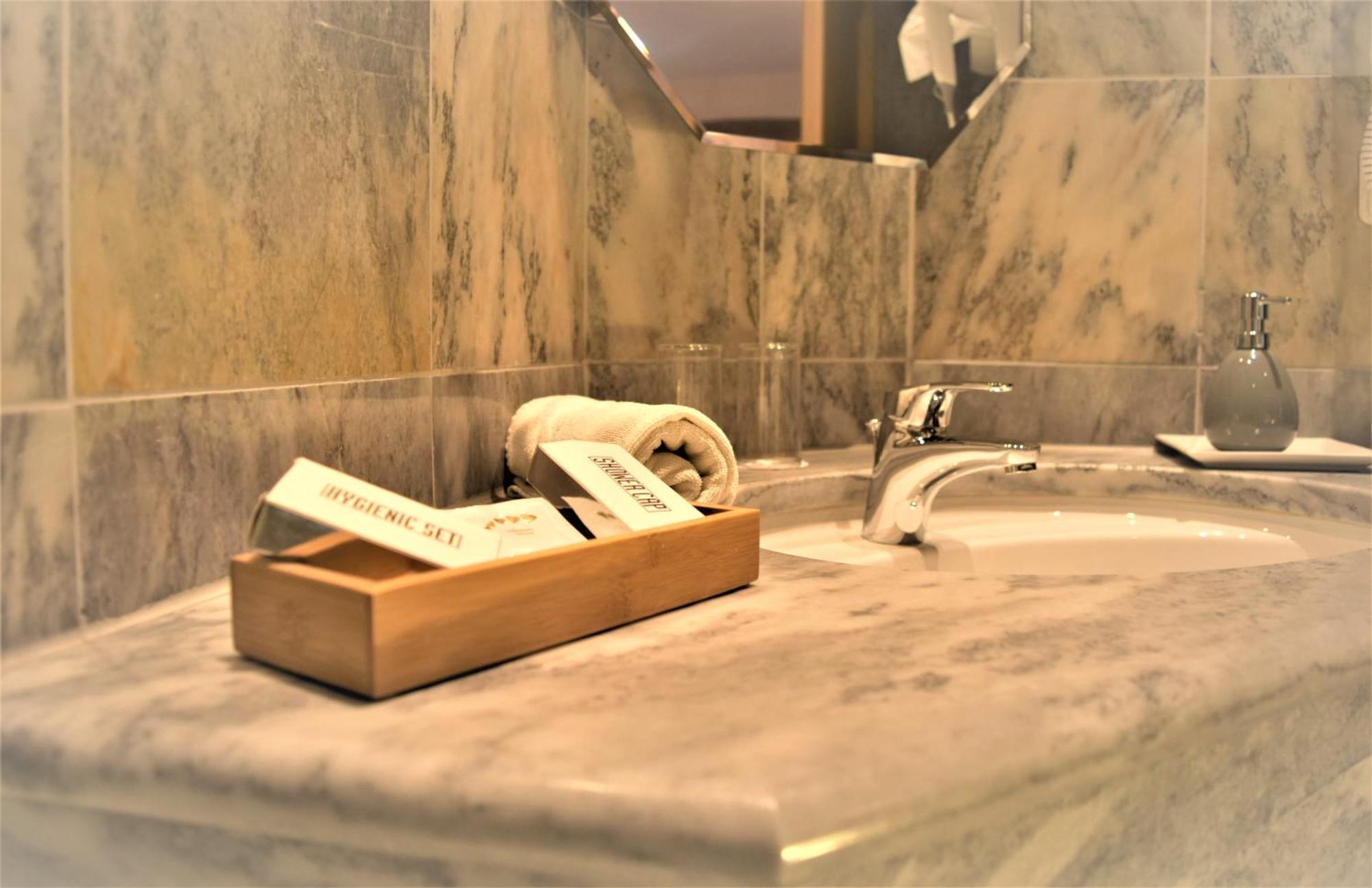 Hotel Zum Braeu Kinding Eksteriør billede