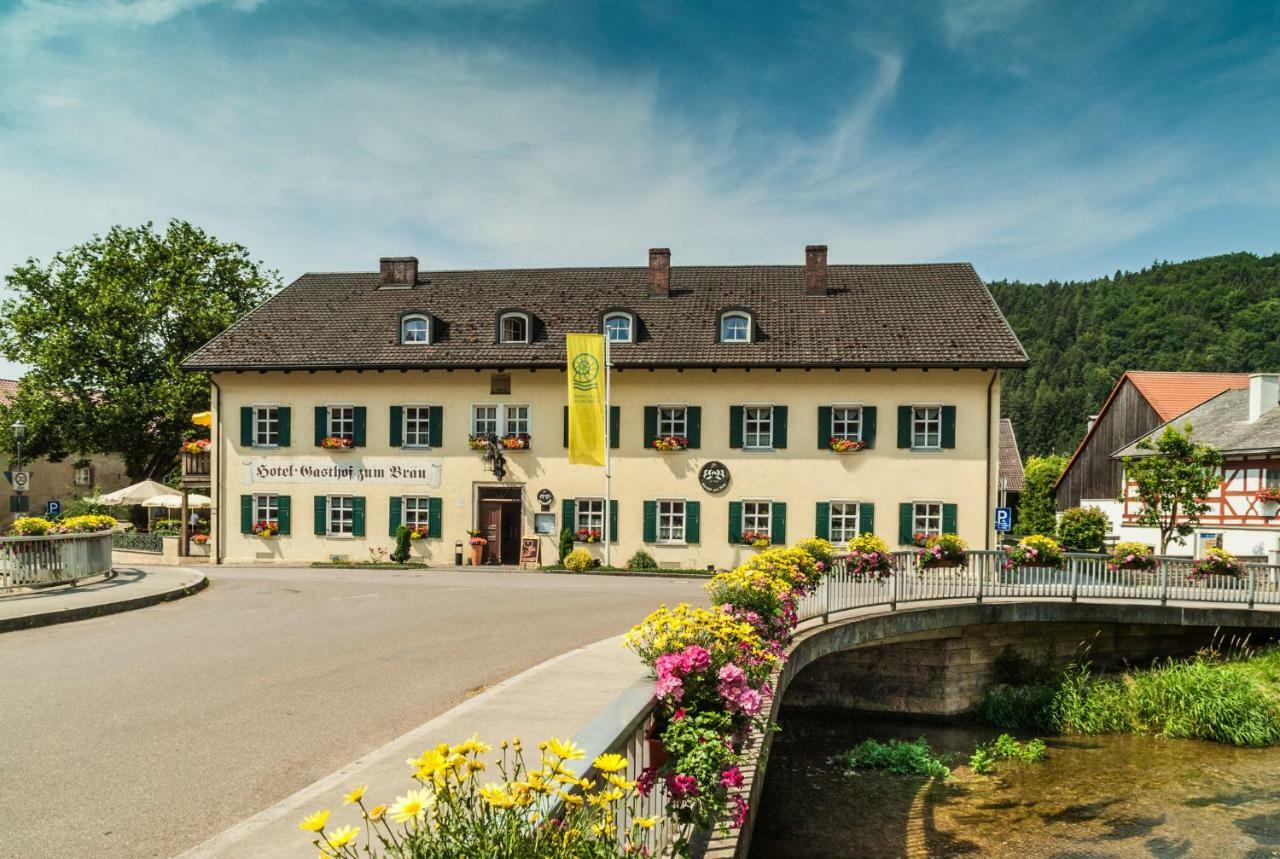 Hotel Zum Braeu Kinding Eksteriør billede