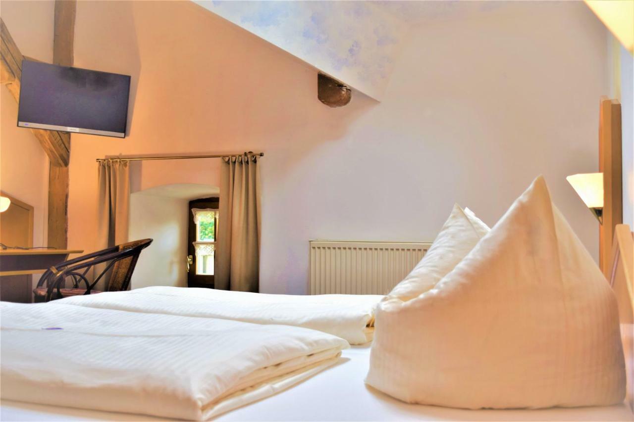 Hotel Zum Braeu Kinding Eksteriør billede