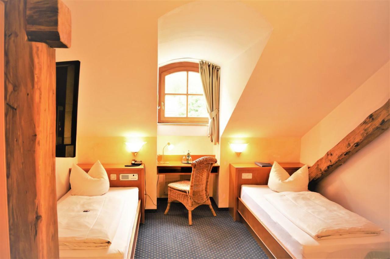 Hotel Zum Braeu Kinding Eksteriør billede