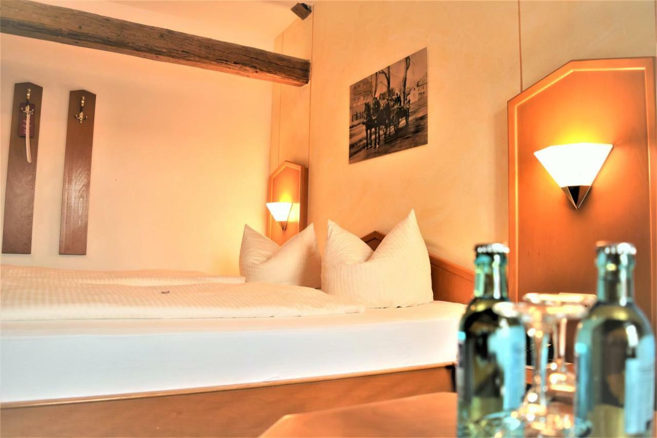Hotel Zum Braeu Kinding Eksteriør billede